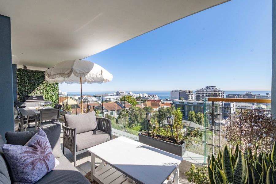 3 Bedroom Property for Sale in Sea Point Western Cape